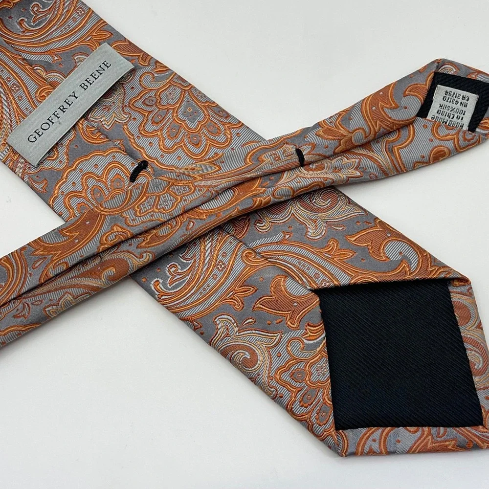 Vintage Geoffrey‎ Beene 100% Necktie Tie Grey Orange Paisley Jacquard Retro Mod